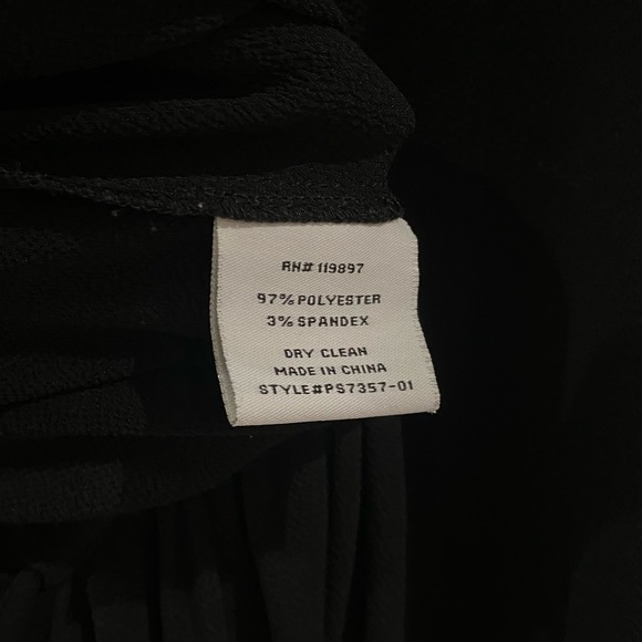 6X2 jumpsuit - Picture 5 of 6